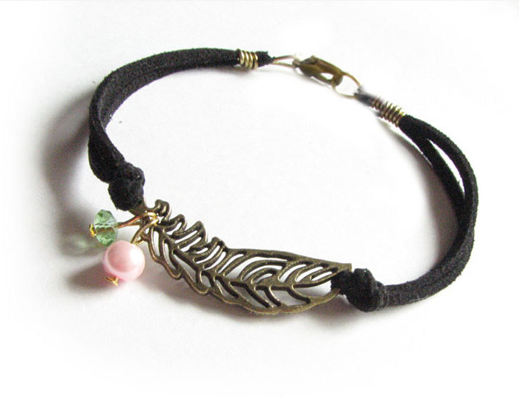 Open Leaf Wire Wrapped Bracelet Black Leather Suede Bronze Leave Jewelry with Pearl and Bead charms