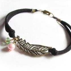 Open Leaf Wire Wrapped Bracelet Black Leather Suede Bronze Leave Jewelry with Pearl and Bead charms